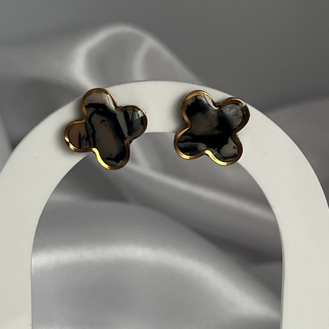 Boucles d'oreilles "Puces croix" en acier inoxydable