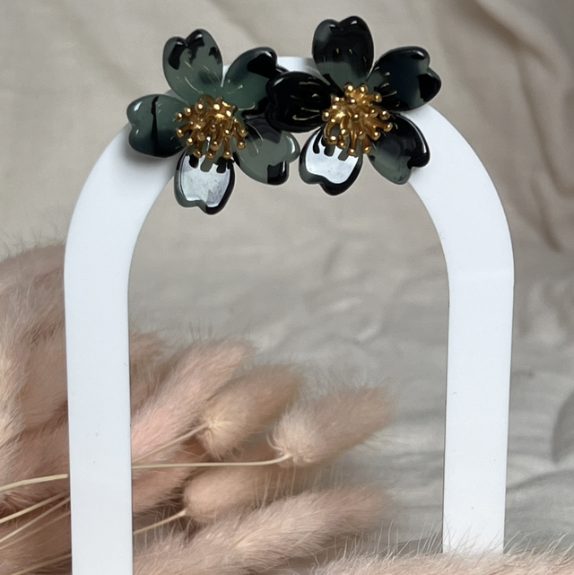 Boucles d'oreilles "Pistil" en acier inoxydable