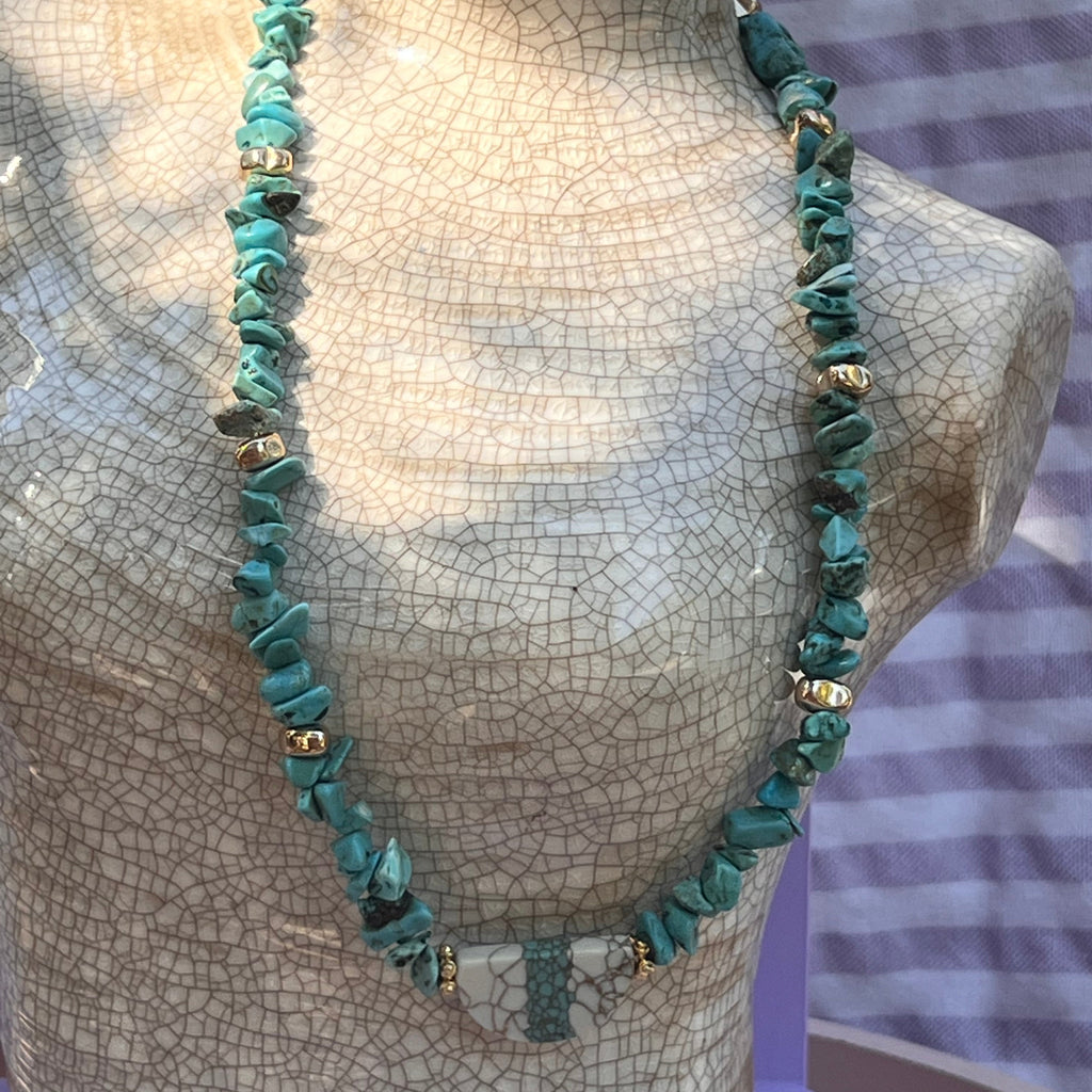 Collier "Chips" en perles