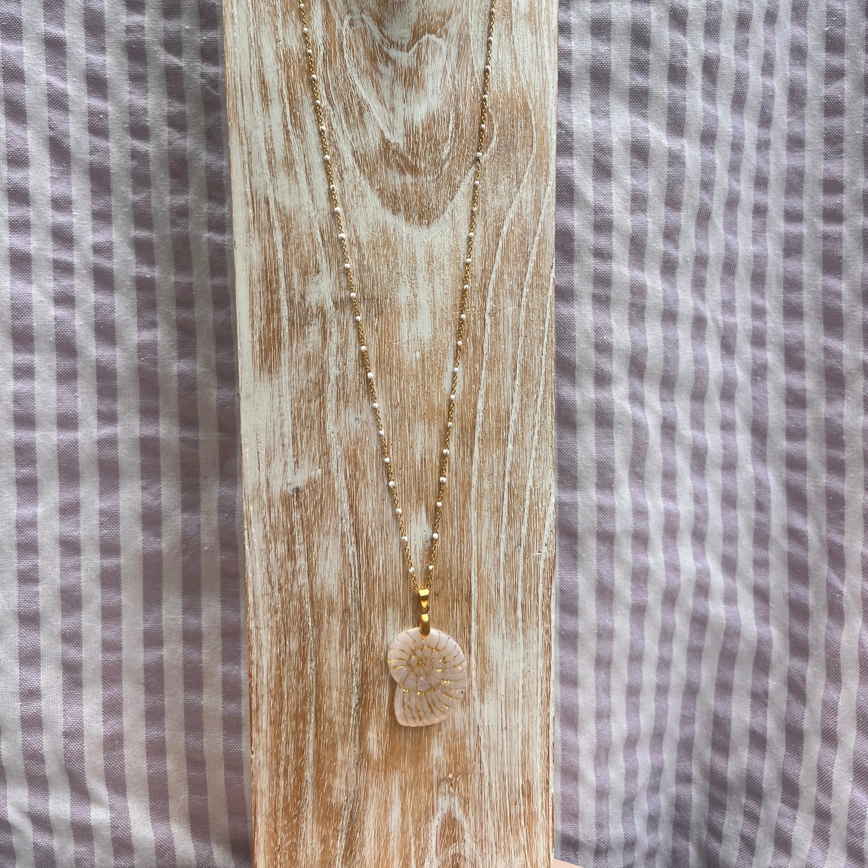 Collier "Amnonite" en eacier inoxydable