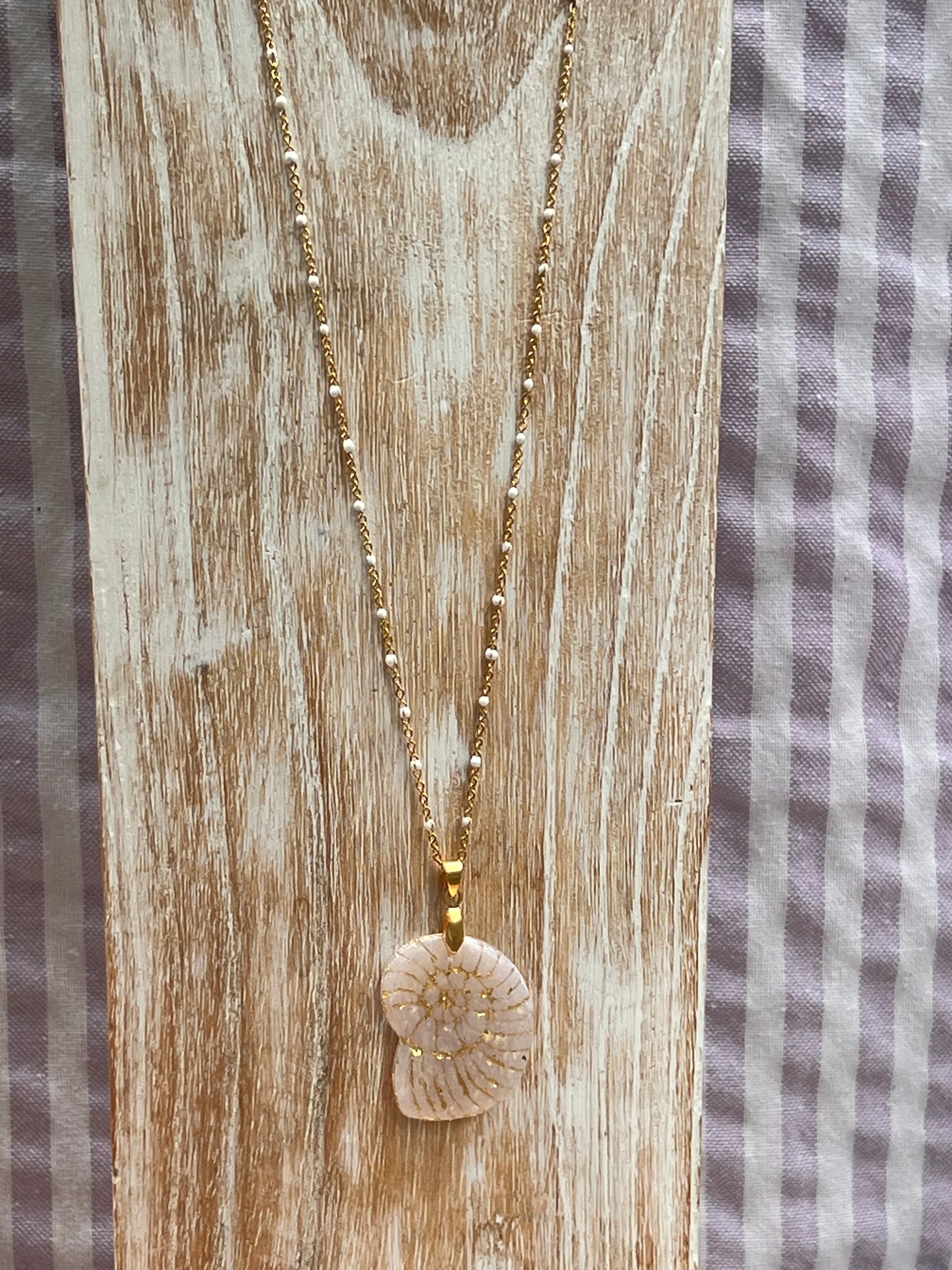Collier "Amnonite" en eacier inoxydable