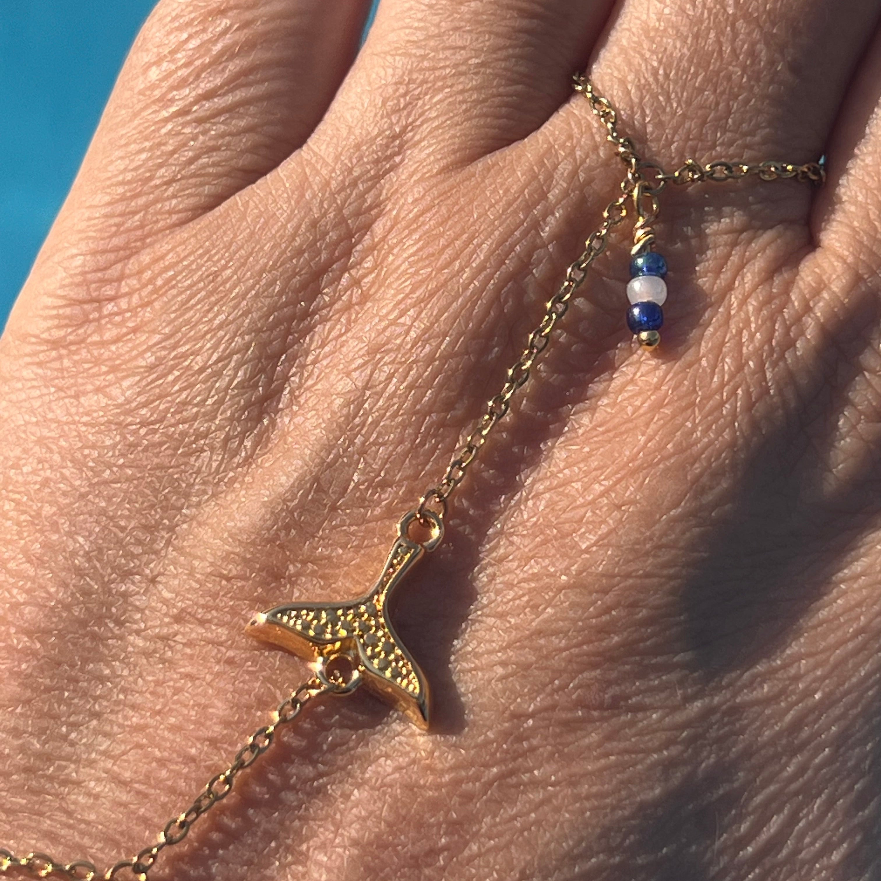 Bijou main bague "Amphitrite" en acier inoxydable