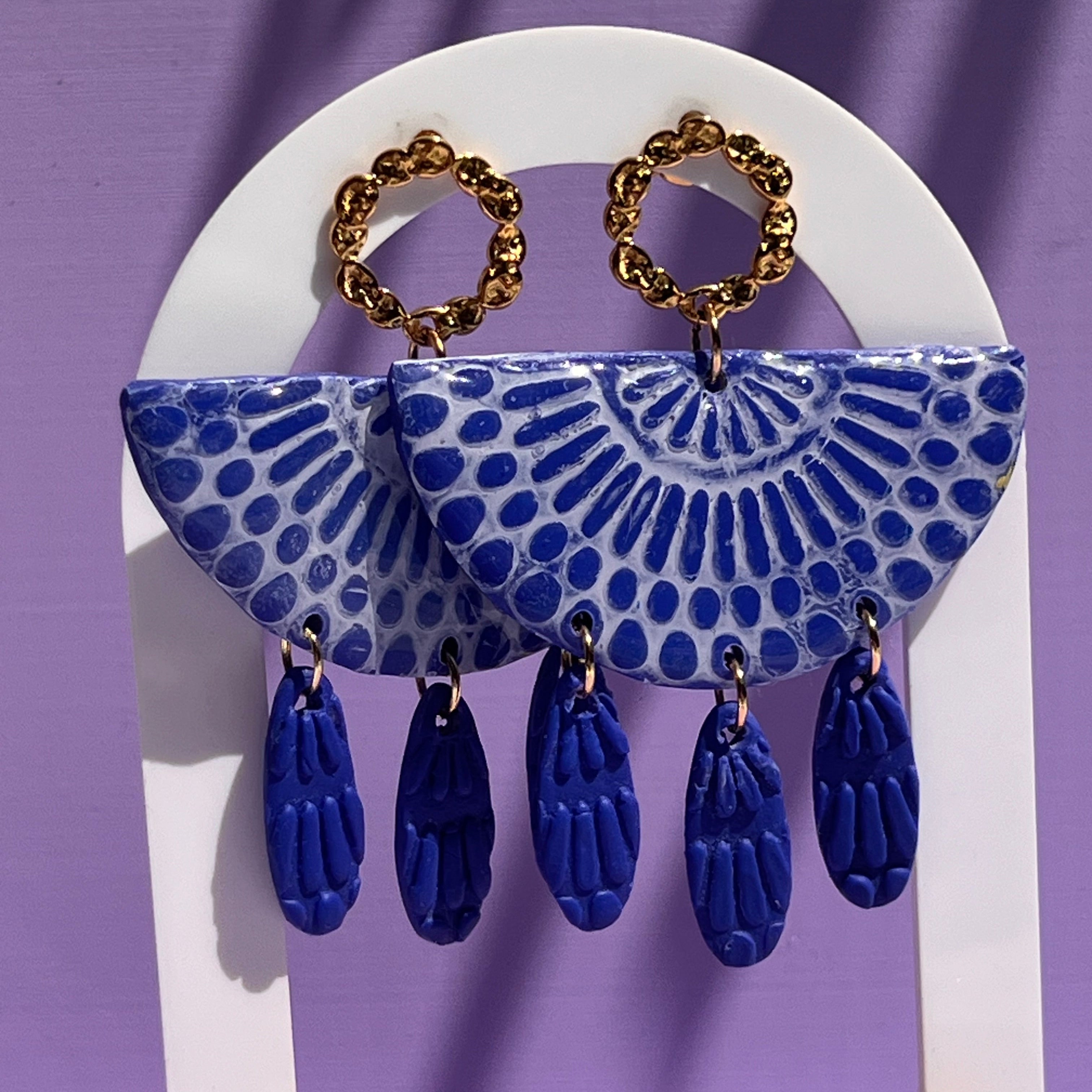 Boucles d'oreilles "Cobalt" en argile polymère