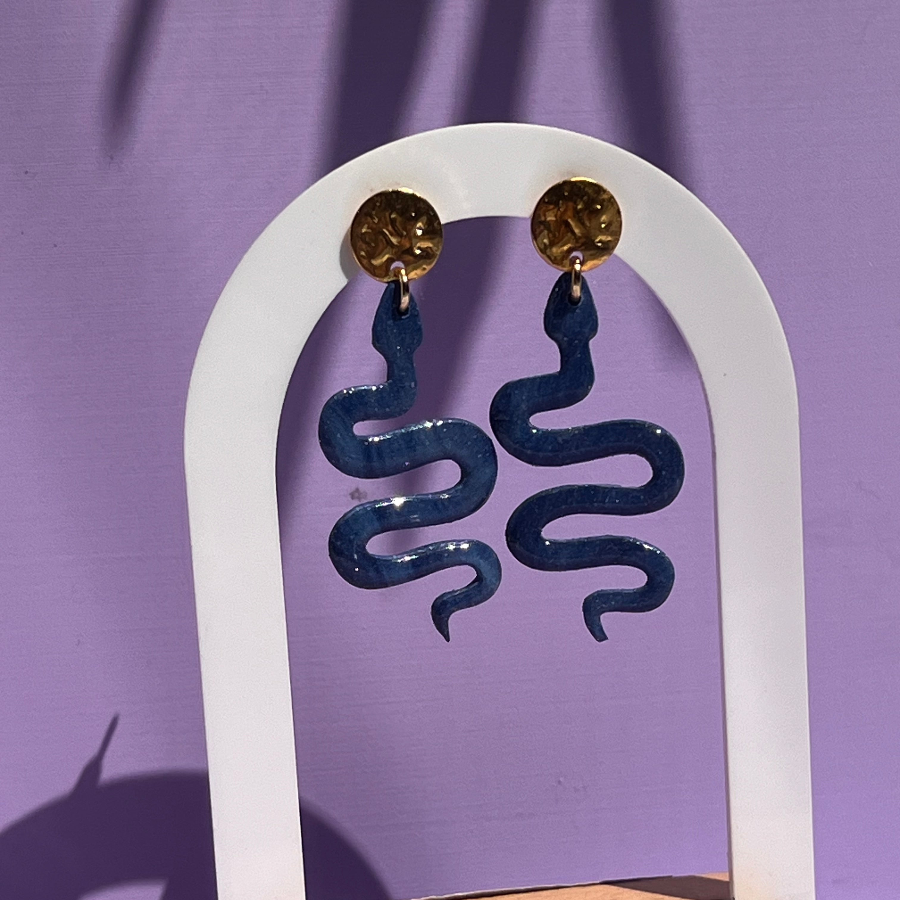 Boucles d'oreilles "Mamba" en argile polymère